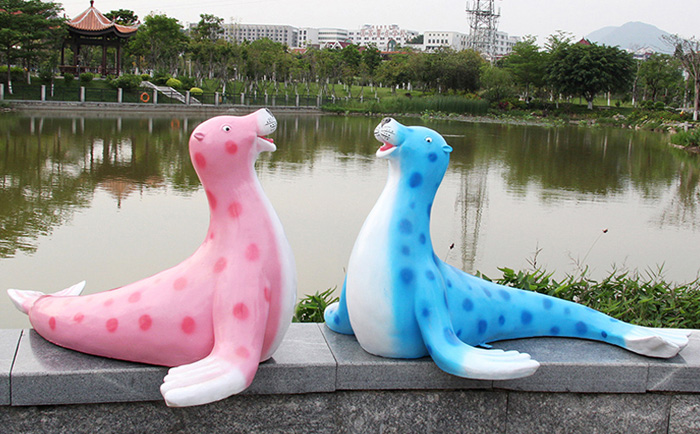 玻璃钢海豹雕塑